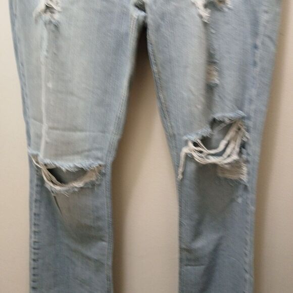 American eagle True Boot light denim distressed Holes destroyed jeans size 10R - Picture 4 of 16